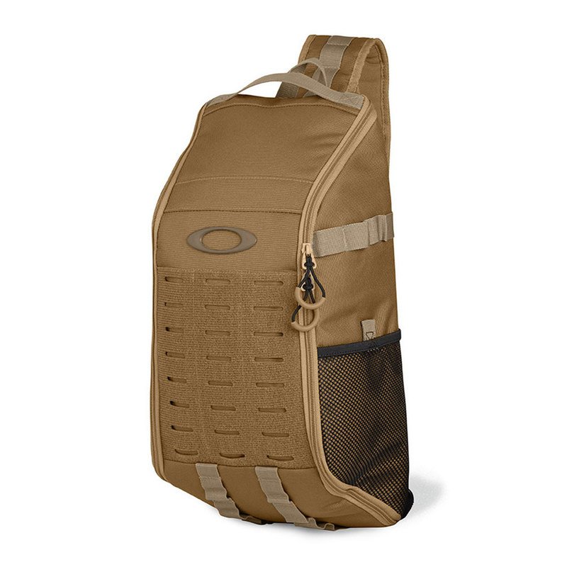 oakley men's body bag 2.0