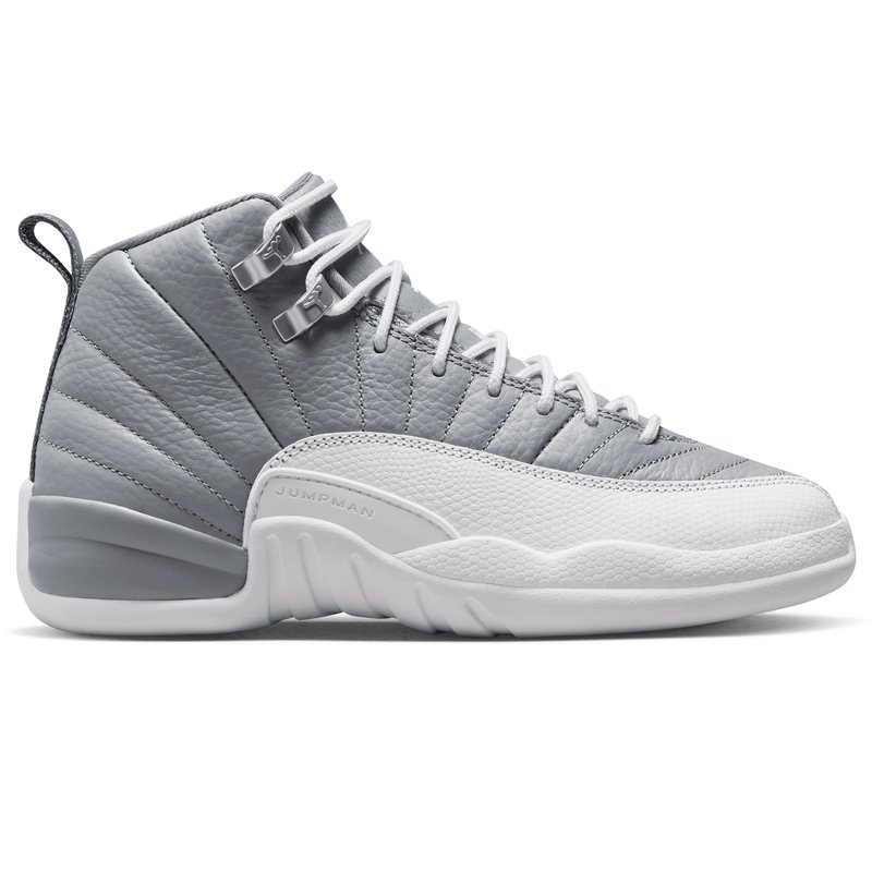 how do jordan retro 12 fit