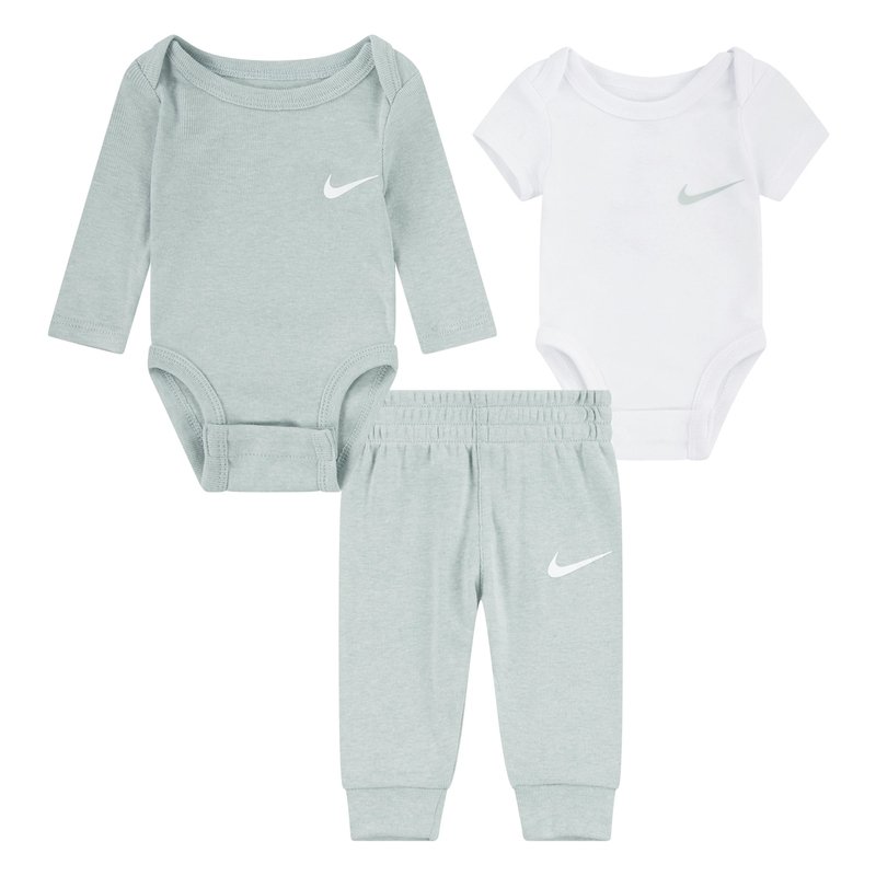Baby boy nike sets deals