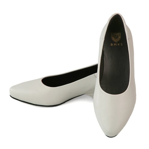 womens white leather dress pumps Amazon.com | WAYDERNS Women's White Patent Leather Slip On 1.5 Inch Chunky Square Toe Low Heel Pumps Shoes Size 8.5 - Zapatos de Mujer de Tacon Bajo Elegantes para Fiesta