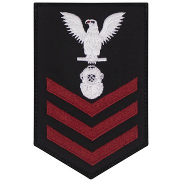 Women's E4-E6 (ND1) Rating Badge in STANDARD Red on Blue SERGE WOOL for Navy Diver