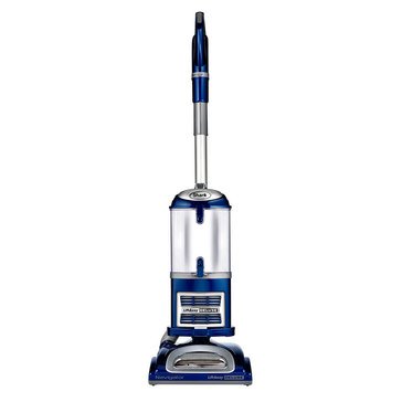 Shark Navigator Lift-Away Deluxe Upright Vacuum