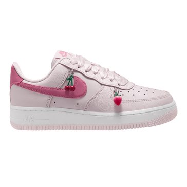 Nike Women's Air Force 1 '07 Lifestyle Shoe