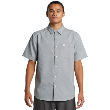 Quiksilver Men's Shoreline Solid Classic Short Sleeve Shirt