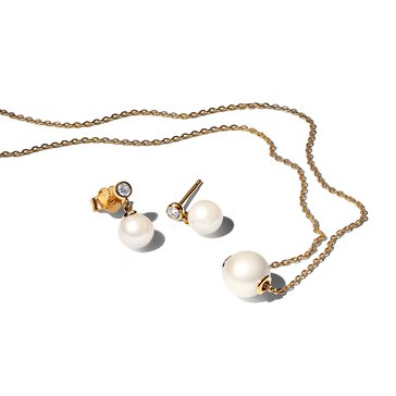 Pandora Treated Freshwater Pearl Earrings & Necklace Set