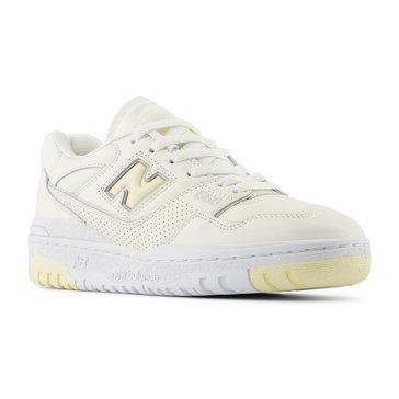 New Balance Women's 550 Lifestyle Court Shoe