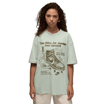 Jordan Women's Oversized Graphic Sneaker Short Sleeve Tee
