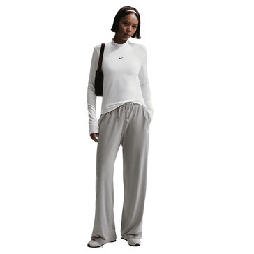 Nike Women's Sportswear Chill Knit Light Weight Pants