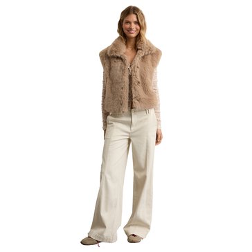 AE Women's Fur Vest