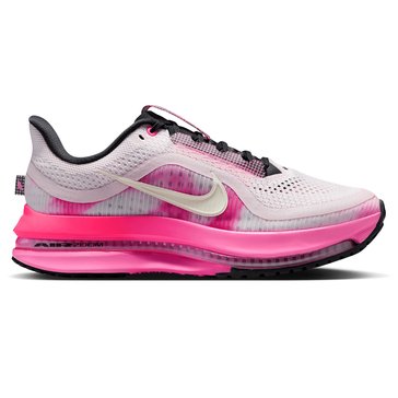 Nike Women's Pegasus Premium Running Shoe