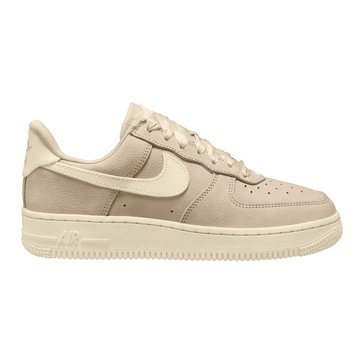 Nike Women's Air Force One Court Shoe