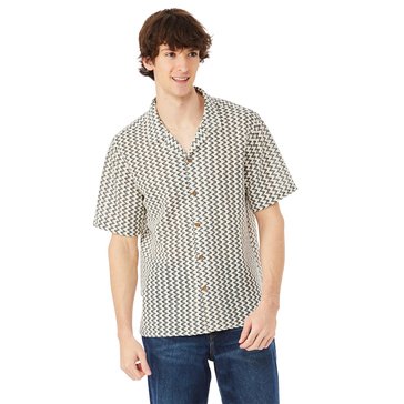 Distortion Men's Zigzag Textured Camp Shirt