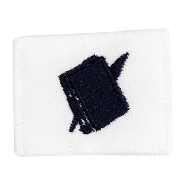 Striker (PN) Rating Badge on White CNT for Personnelman