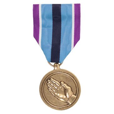 Medal Large Humanitarian Service