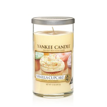 Yankee Candle Signature Vanilla Cupcake Pillar Candle