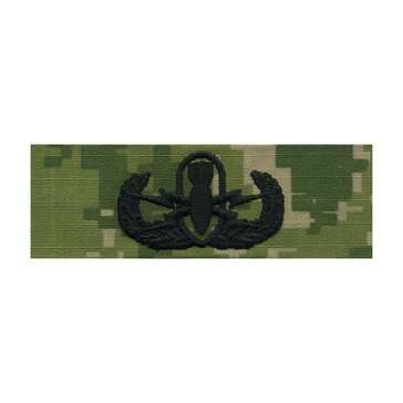 NWU Type-III Green Warfare Badge Explosive Ordinance Disposal Basic