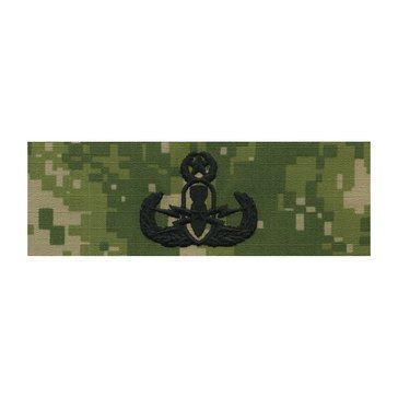 NWU Type-III Green Warfare Badge Explosive Ordinance Disposal Master