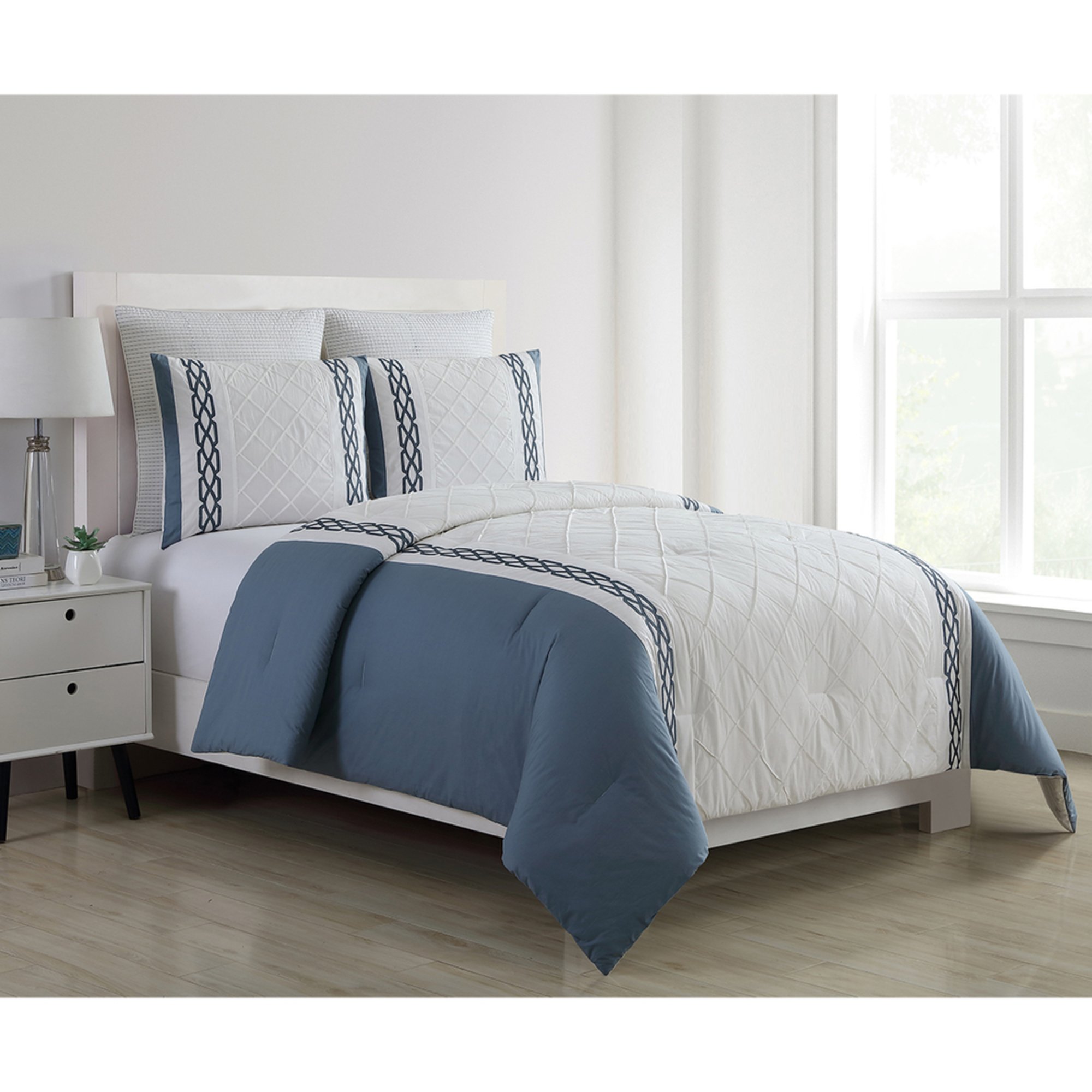 Harbor Home Platinum Collection 5 Piece Comforter Set Walker Slate Harbor Home Platinum Collection 5 Piece Comforter Set Walker Slate Queen