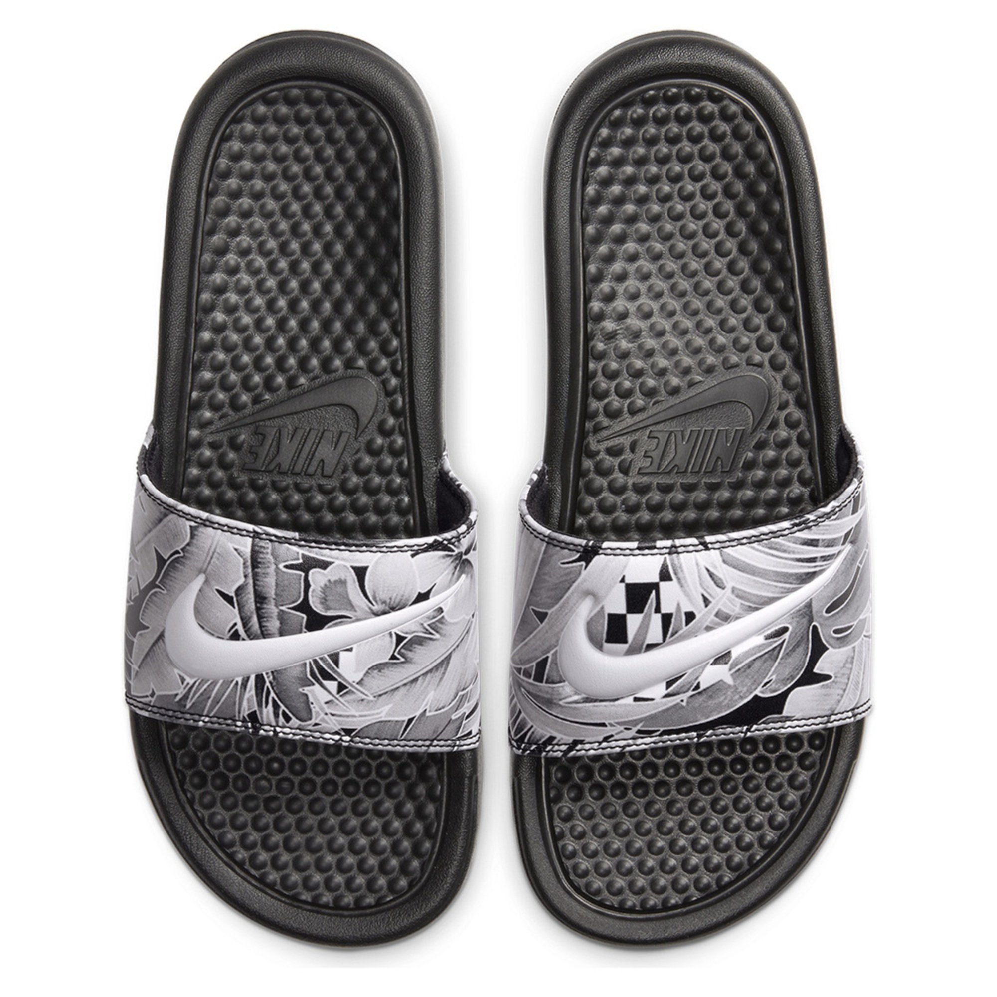 nike women's sandals clearance