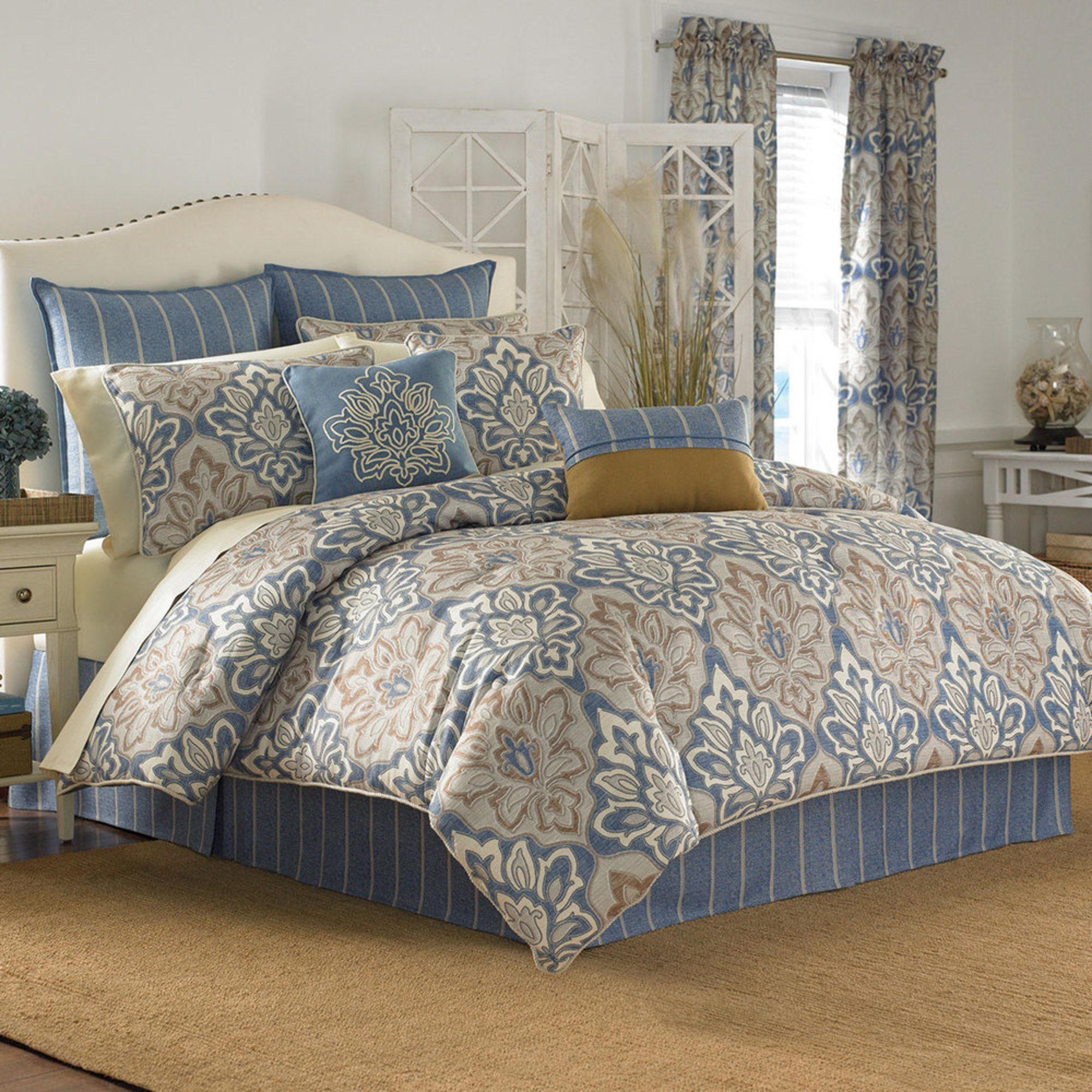 croscill captains quarters 4 piece comforter set cal croscill captains quarters 4 piece comforter set cal
