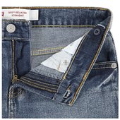 990
